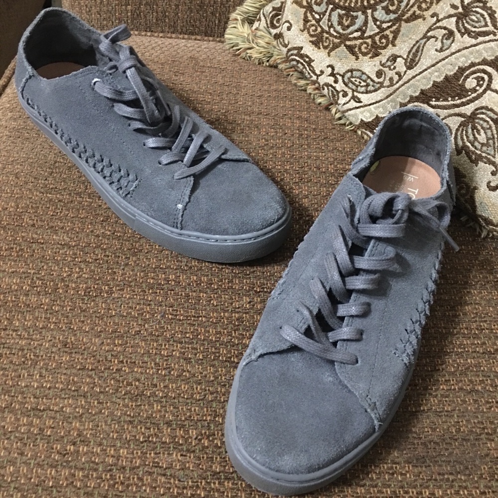 Toms-women